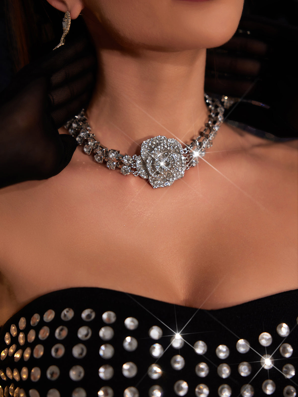 Erosa Crystal Rose Necklace In Silver