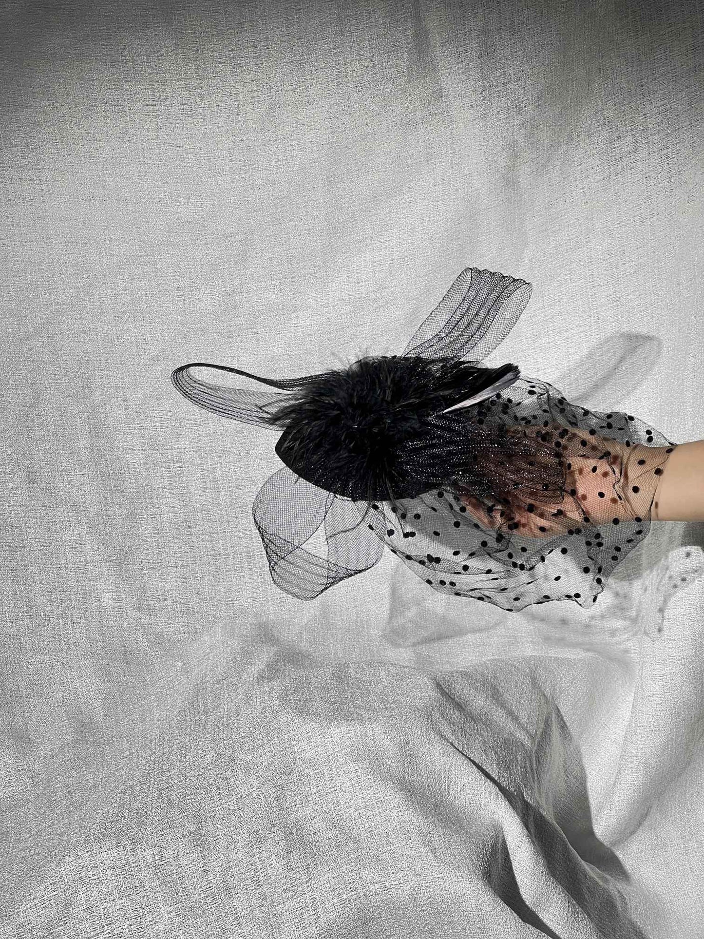 Vlad Feather Mesh Cocktail Hat
