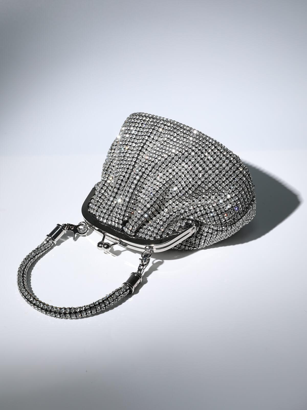 Mairead Shell Clutch In Silver - Mew Mews Fashion