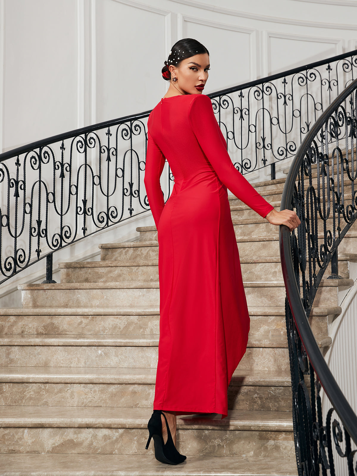 Nakano V Neck Ruched Dress In Red